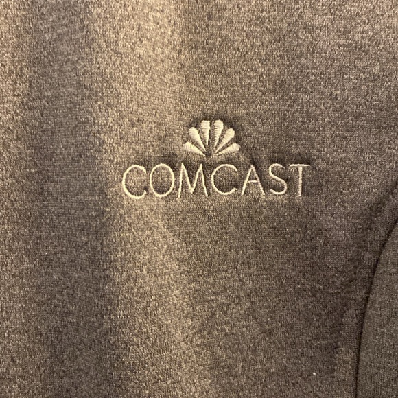 North Face with a Comcast Logo - super soft plush - size medium / small - Picture 4 of 10